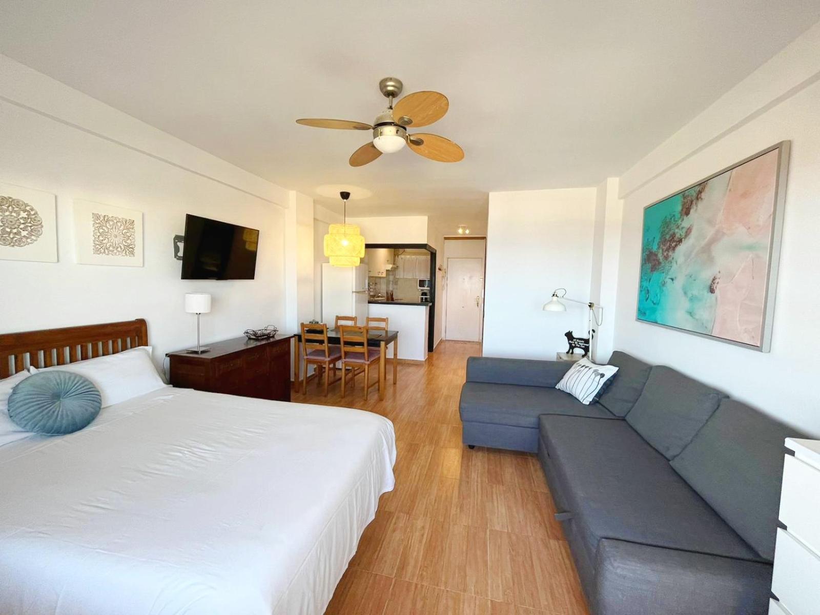 Club Bellavista - Apartamento Con Vistas Al Mar Торремолінос Екстер'єр фото